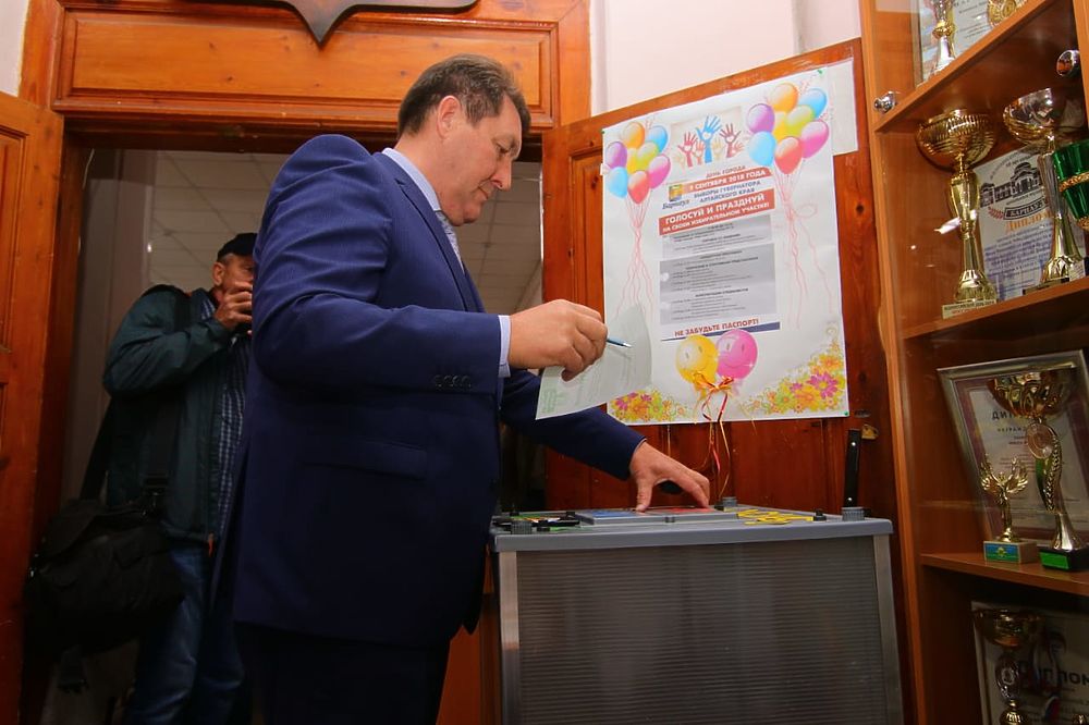 Сергей Дугин проголосовал за губернатора Алтайского края