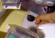 На борту Международной космической станции работают абсолютно уравновешенные, профессиональные космонавты, их версия о причастности к диверсии со сверлением дыры в обшивке не имеет под собой оснований