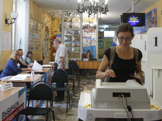 Корреспондент «МК» провел день на избирательном участке, наблюдая за выборами мэра Москвы