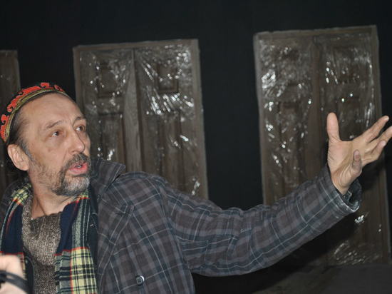 В Екатеринбурге начался судебный процесс над драматургом Николаем Колядой