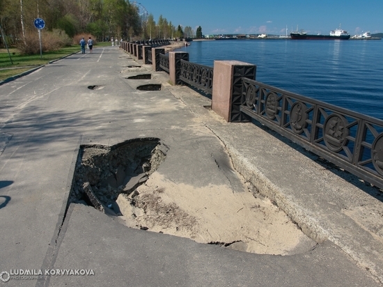 Мэрия Петрозаводска попросит снизить уровень Верхнесвирского водохранилища из-за ям на набережной