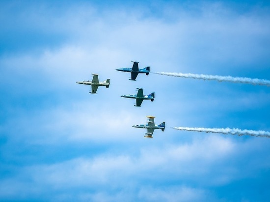 Во время военного парада в Брянске в небе появится авиатехника.