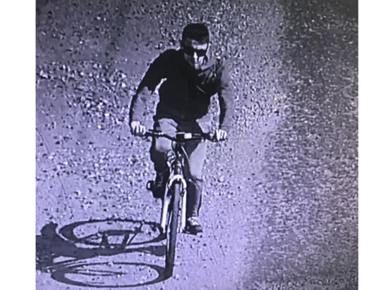 В Чебоксарах ищут мужчину, укравшего велосипед