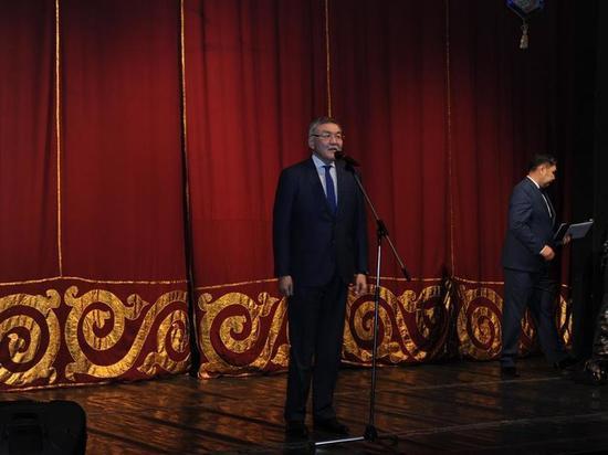 Позиции главы Калмыкии Орлова пошатнулись из-за скандала на выборах