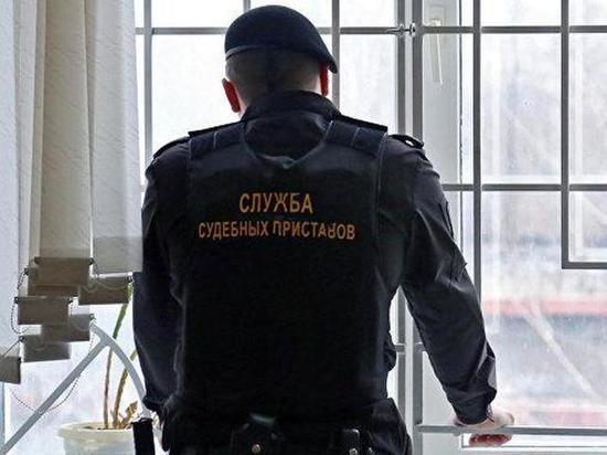 У жителя Керчи судебные приставы регулярно изымают пособие по безработице У жителя Керчи судебные приставы регулярно изымают пособие по безработице
