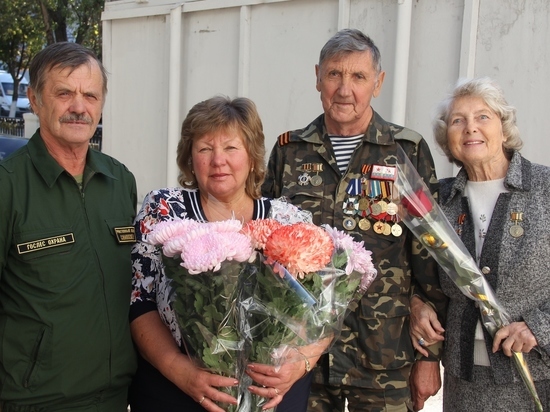В Севастополе отметили 80-летие ветерана поискового движения