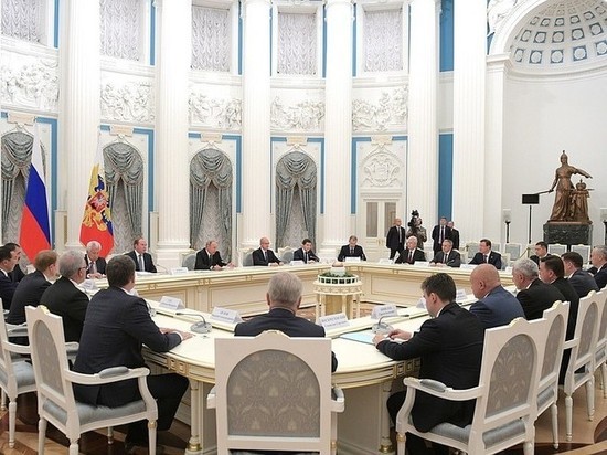 Губернатор Псковской области встретился с Путиным