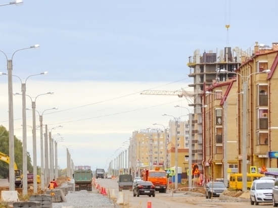 В «Новом городе» продолжается реконструкция магистральной дороги