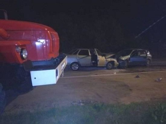Три человека травмированы в столкновении машин в Калуге