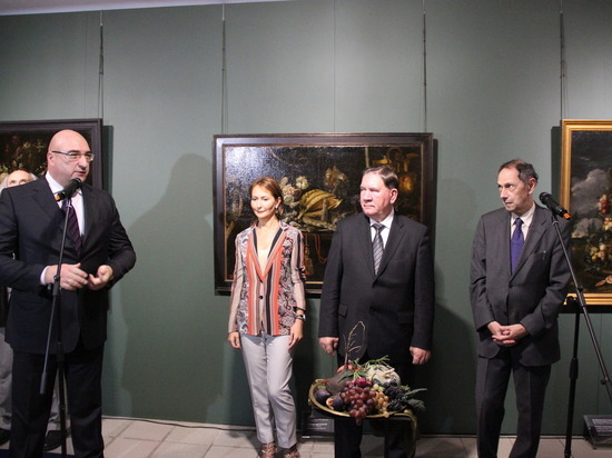 В Картинной галерее имени Дейнеки открылась  выставка работ известных мастеров живописи, представленных из собрания Государственного Эрмитажа.