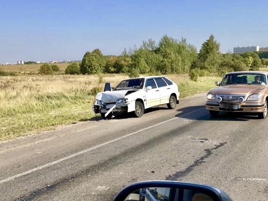 Из-за ДТП на Калужском шоссе под Тулой собирается автомобильная пробка