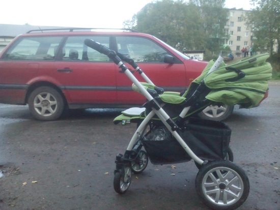Автомобиль сбил годовалую малышку в коляске в Суоярви