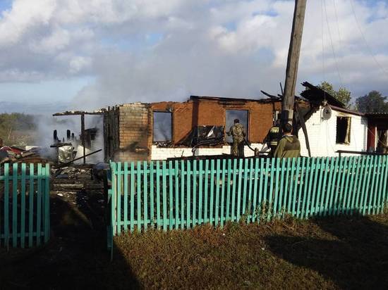 В Переволоцком районе у 86-летней пенсионерки дотла сгорел дом