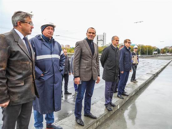 Движение по второй половине Московского моста откроют через два месяца