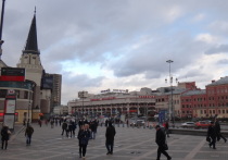 В центре Москвы неизвестный с ножом совершил нападение на прохожего