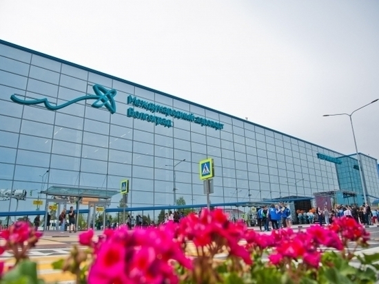 Самолет Махачкала – Санкт-Петербург сел в Волгограде из-за инцидента на борту