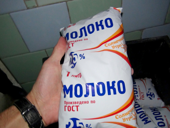 В Астрахани полицейские нашли молоко из будущего