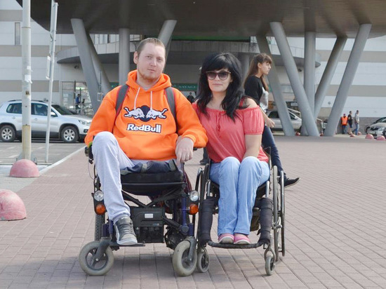 Волгоградцы собрали деньги на чудо-пандус для пары инвалидов