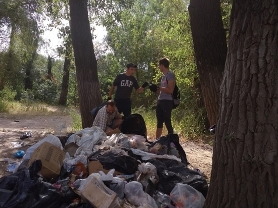 38 га Волго-Ахтубинской поймы очистили от мусора волгоградцы