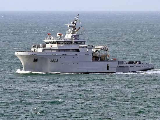 Российская разведка вела судно НАТО в Северном морском пути