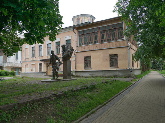 В Пскове завершат реставрацию «Дома губернатора»