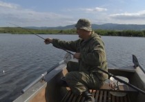 Вот уже третий год подряд, как только подойдет время отпуска, любитель рыбной ловли разматывает удочки, чтобы поймать на Алтае особенную рыбу
