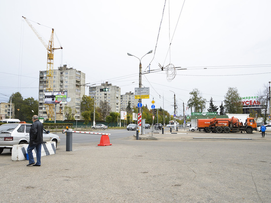 На Привокзальной площади в Твери вместо "Чайханы" сделали парковку