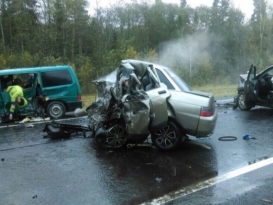  Жители Архангельской области погибли в автокатастрофе под Вологдой