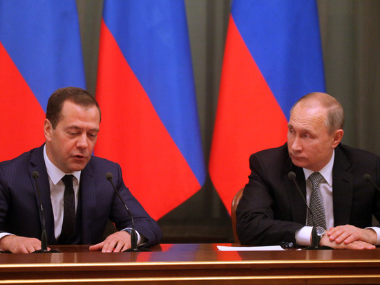 Путин и Медведев осмотрят яблоневые сады и проведут совещание на Ставрополье