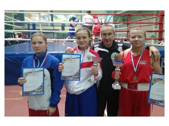 Серпуховички завоевали четыре медали на турнире по боксу