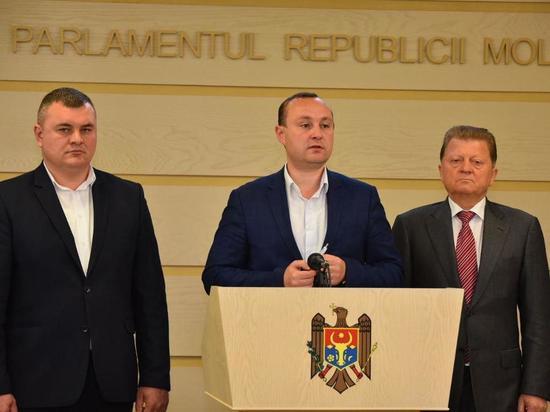 Кто стоит за «кражей века»? Кто стоит за «кражей века»?