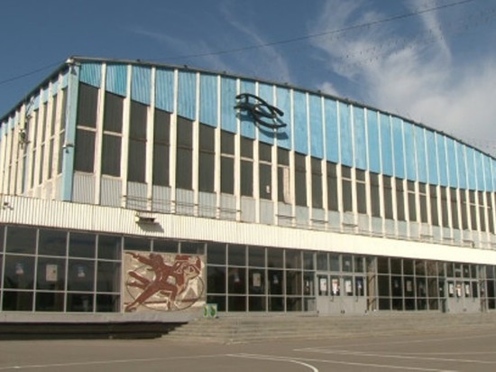 Суд в очередной раз закрыл Дворец спорта в Барнауле