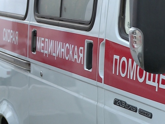 В Ульяновске автобус врезался в «скорую», пострадали пять человек