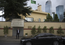 После исчезновения журналиста Джамаля Хашогги в консульстве Саудовской Аравии в Стамбуле Турция настаивает на версии: мужчину убили и расчленили прямо в здании миссии, его «умные часы» записали последние минуты его жизни