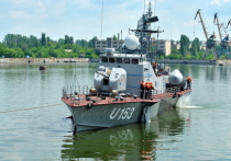 Командующий Военно-морскими силами Украины Игорь Воронченко предупредил, что Киев готов применить силу в случае «обострений» в Азовском и Черном морях