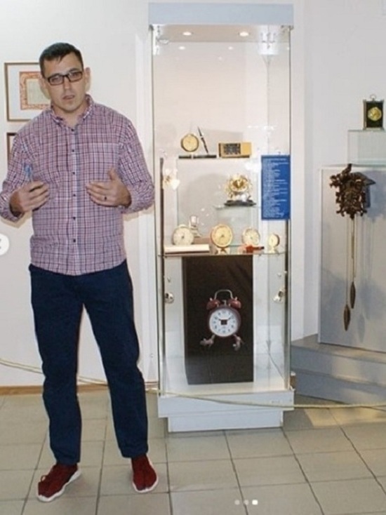 В Омске открылась выставка часов – старинных, уникальных, статусных