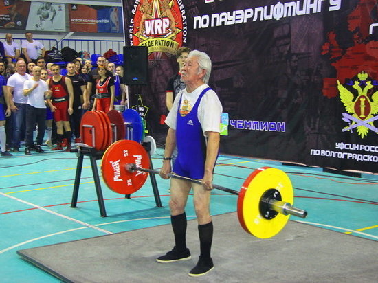 82-летний калмыцкий тяжелоатлет стал мировым рекордсменом