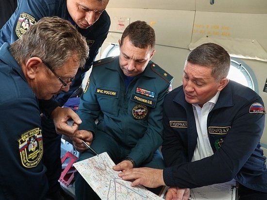 Андрей Бочаров и Олег Гребенюк инспектируют пожароопасные территории
