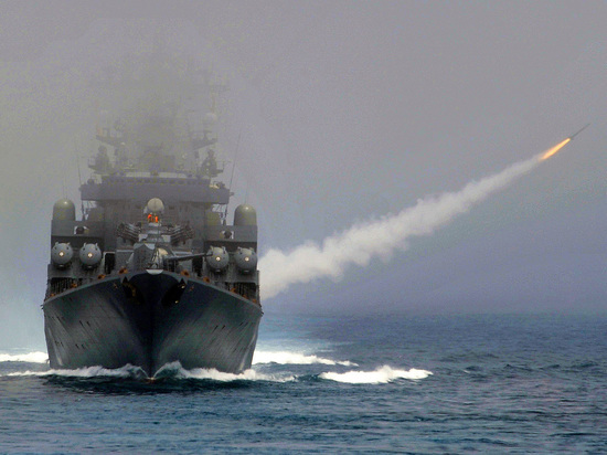 Москва отказалась пропустить корабли НАТО в Азовское море