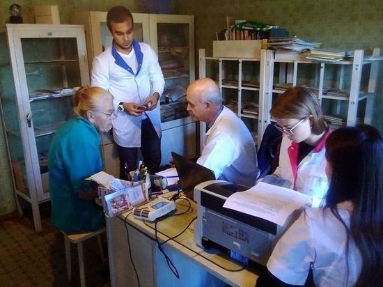 Жителей Вышневолоцкого района обследовали тверские волонтёры-медики