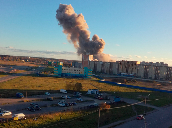 По предварительным данным, под завалами могут находиться люди