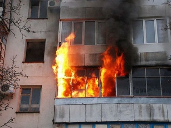 В Ульяновске при пожаре погибли мать с сыном