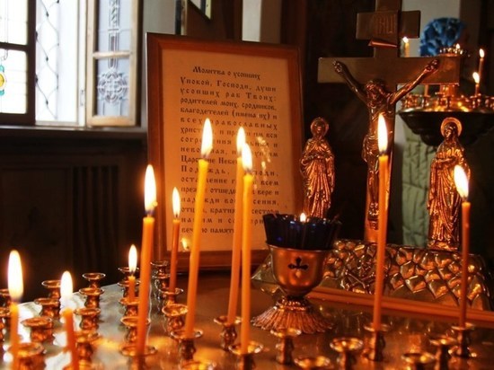 В храмах Ржева молятся за погибших в Керченском политехническом колледже