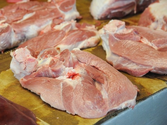 Предпринимателя из Волгоградской области оштрафовали за свиной фарш