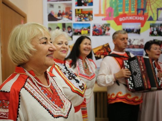 В Волжском открылся первый в России центр «серебряного» волонтерства