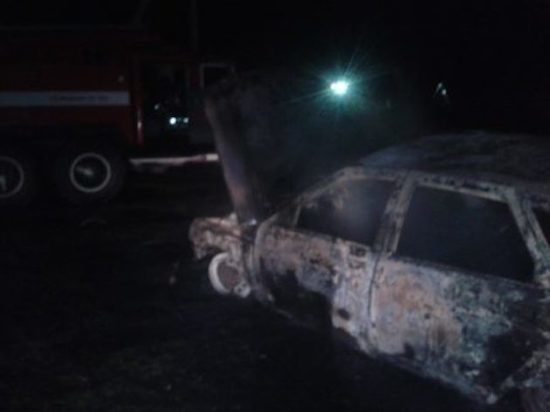 В Кимовске с утра сгорел автомобиль