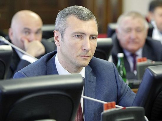 Всего повестка прошедшего пленарного заседания Думы Ставрополья включала в себя 14 вопросов