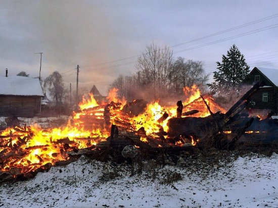 Пенсионерка погибла при пожаре в Уваровском районе