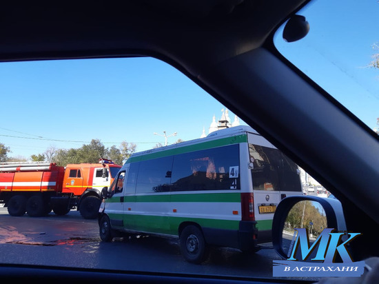 В Астрахань вновь произошло ДТП с участием маршрутного такси