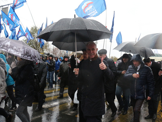 Дождь не помеха: в празднике народного единства приняло участие более 10 тысяч ульяновцев